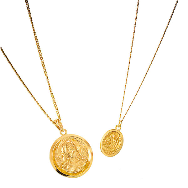 necklace with mama mary pendant